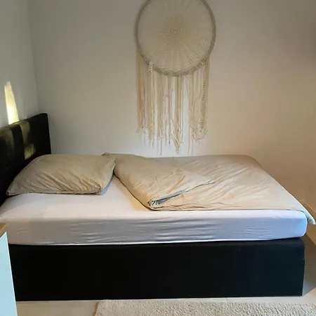 Schoene Moderne Renovierte Einliegerwohnung Mit Terrasse Apartment